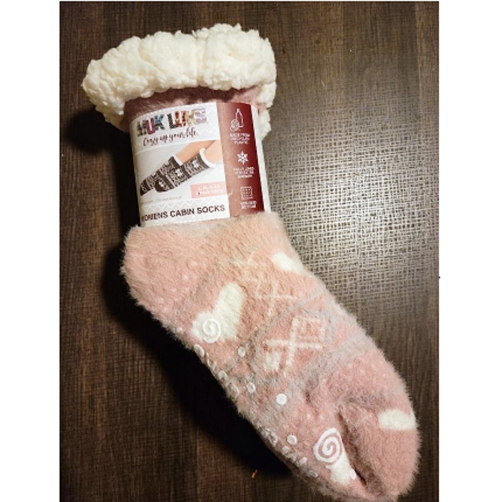 Brand New With Tags (BNWT) Women's Muk Luk Cabin Socks (2 Pack) (size L/XL 8-10)